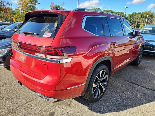 2024 Volkswagen Atlas 2.0T SEL Premium R-Line