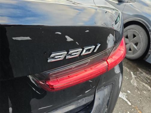 2021 BMW 330 i xDrive