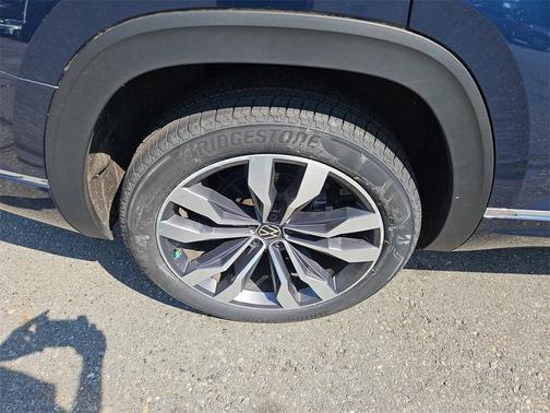2022 Volkswagen Atlas 3.6L SEL Premium R-Line