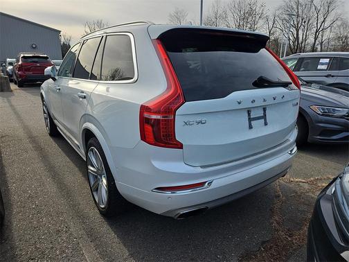 2019 Volvo XC90 T6 Inscription