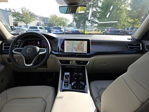 2026 Volkswagen Atlas 2.0T SEL