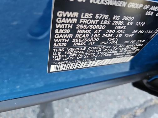 2025 Volkswagen Atlas Cross Sport 2.0T SEL