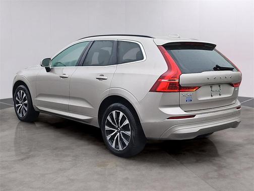 2023 Volvo XC60 B5 Core