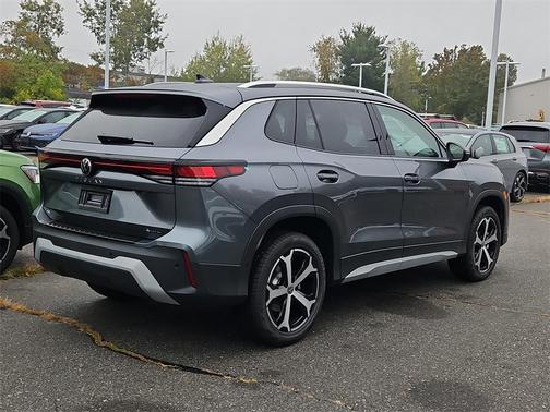 2025 Volkswagen Tiguan 2.0T SE