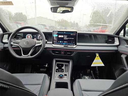 2025 Volkswagen Tiguan 2.0T SE
