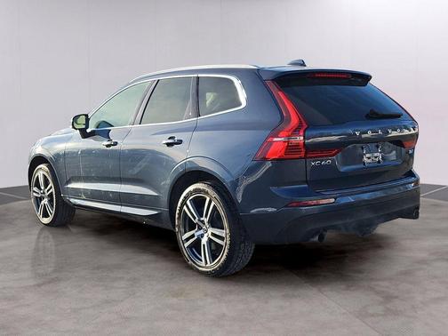 2020 Volvo XC60 T6 Momentum