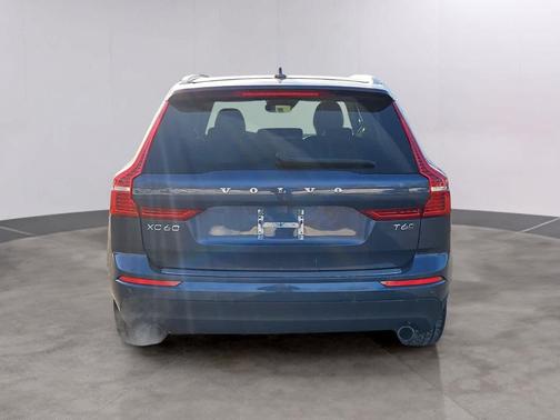 2020 Volvo XC60 T6 Momentum