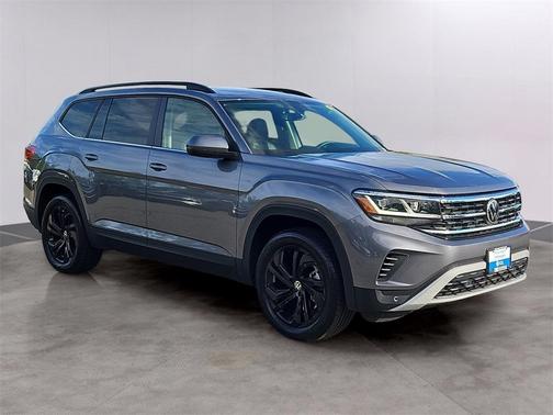 2022 Volkswagen Atlas 3.6L SE w/Technology