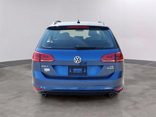 2017 Volkswagen Golf SportWagen TSI S