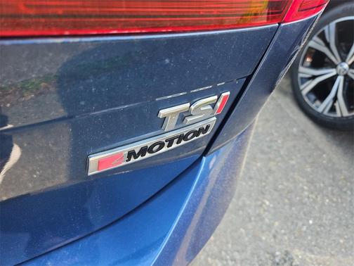 2017 Volkswagen Golf SportWagen TSI S