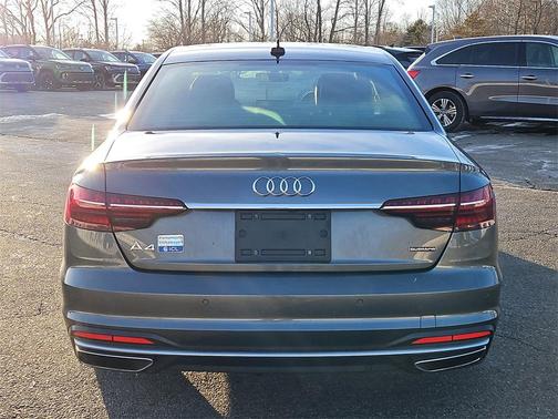 2021 Audi A4 45 S line quattro Premium