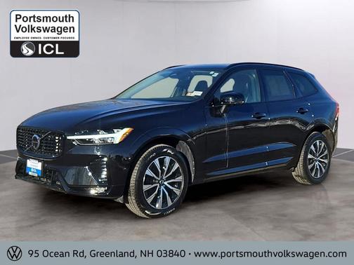 2024 Volvo XC60 B5 Plus Dark Theme