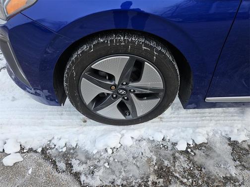 2021 Hyundai IONIQ Hybrid SEL