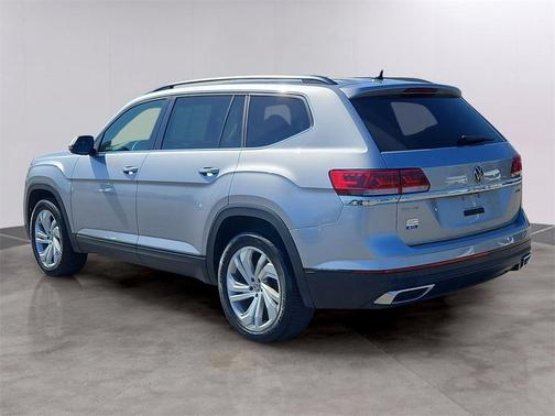 2022 Volkswagen Atlas 3.6L SE w/Technology