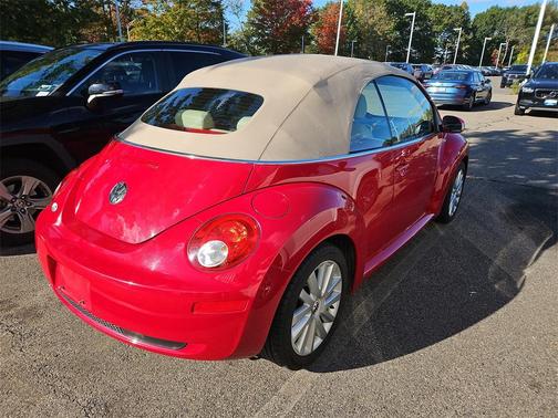 2010 Volkswagen New Beetle