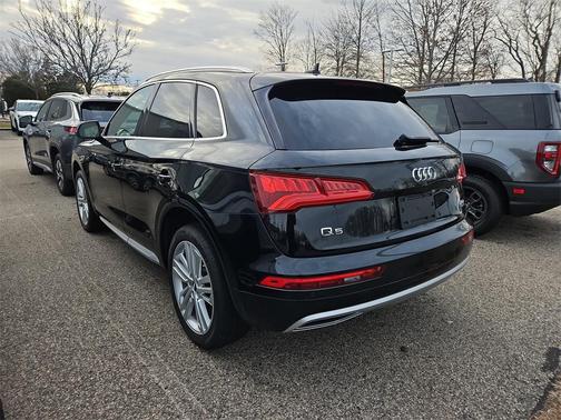 2018 Audi Q5 2.0T Premium Plus