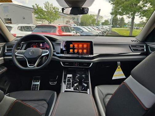2025 Volkswagen Atlas 2.0T Peak Edition