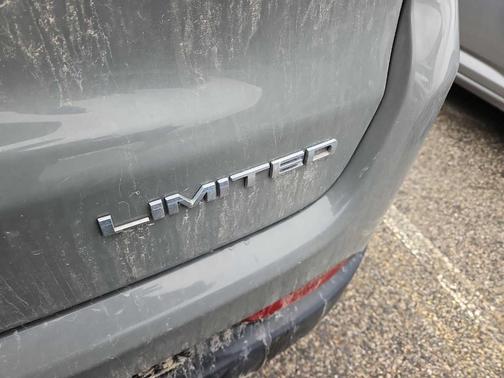 Sting Gray Clearcoat 2020 Jeep Compass Limited