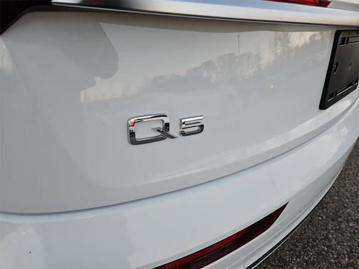 2021 Audi Q5 45 Premium