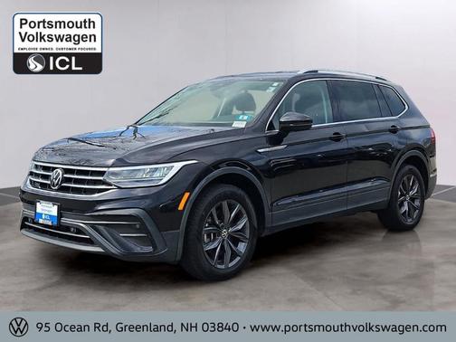 Deep Black Pearl Effect 2023 Volkswagen Tiguan 2.0T SE