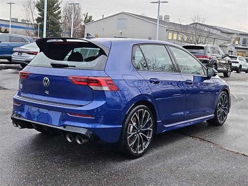 2025 Volkswagen Golf R 2.0T