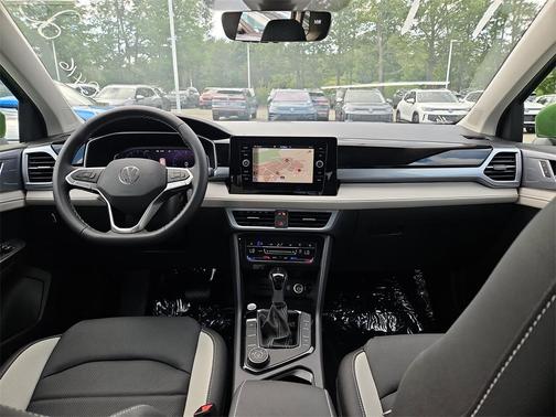 2025 Volkswagen Taos 1.5T SEL