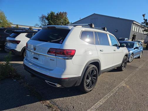2022 Volkswagen Atlas 3.6L SE w/Technology