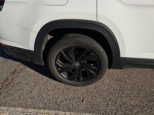 2022 Volkswagen Atlas 3.6L SE w/Technology