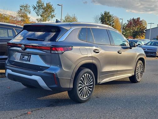 2025 Volkswagen Tiguan 2.0T S