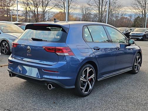 2026 Volkswagen Golf GTI SE
