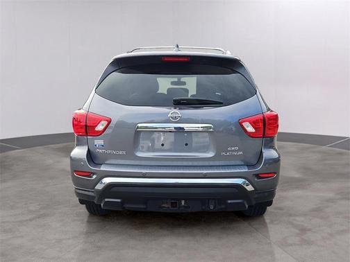 2020 Nissan Pathfinder Platinum