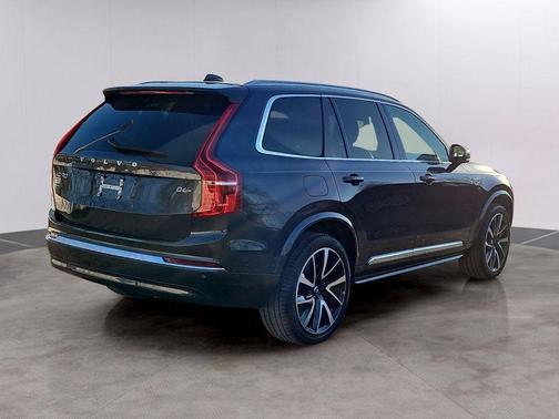 2023 Volvo XC90 B6 Plus 6-Seater