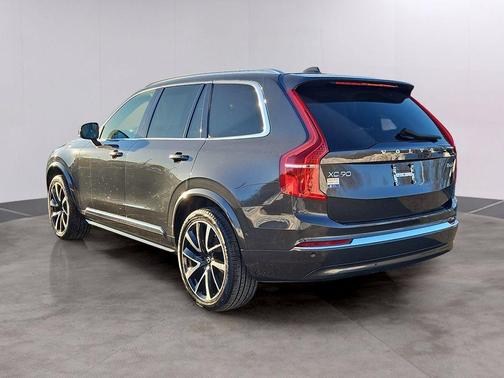 2023 Volvo XC90 B6 Plus 6-Seater