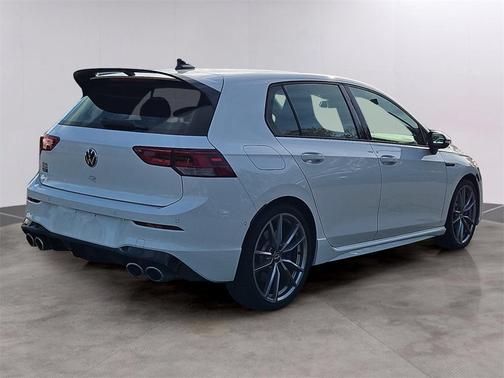 2024 Volkswagen Golf R 2.0T