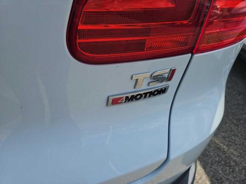 2017 Volkswagen Tiguan Limited 2.0T