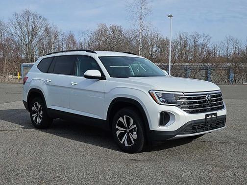 Opal White Pearl 2026 Volkswagen Atlas 2.0T SE