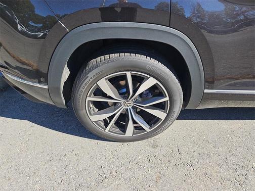 2024 Volkswagen Atlas Cross Sport 2.0T SEL Premium R-Line