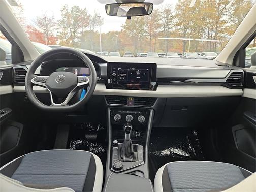 2025 Volkswagen Taos 1.5T S