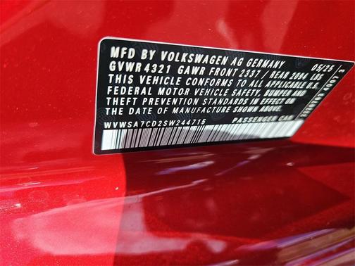 2025 Volkswagen Golf GTI 2.0T SE