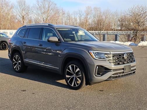 2026 Volkswagen Atlas 2.0T SEL Premium R-Line