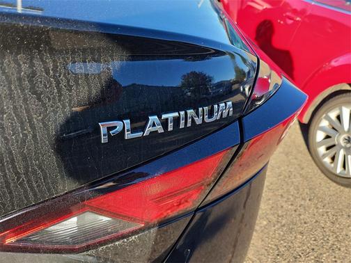 2022 Nissan Altima 2.5 Platinum