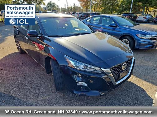 2022 Nissan Altima 2.5 Platinum