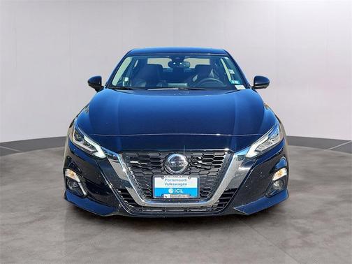 2022 Nissan Altima 2.5 Platinum