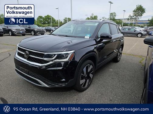 Deep Black Pearl Effect 2023 Volkswagen Taos 1.5T SEL