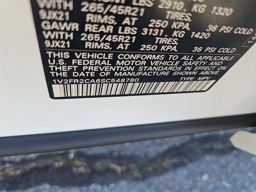 2025 Volkswagen Atlas 2.0T SEL Premium R-Line