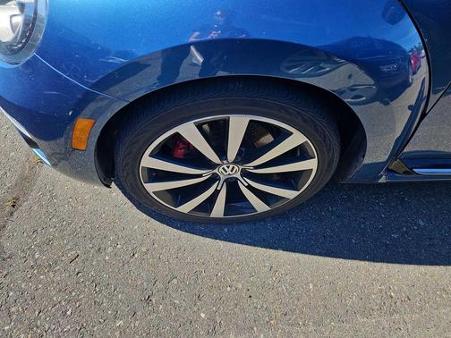 Silk Blue Metallic / Beige Roof 2016 Volkswagen Beetle R-Line