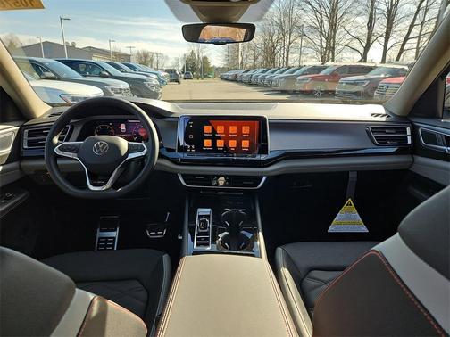 2025 Volkswagen Atlas 2.0T Peak Edition