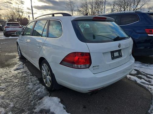2014 Volkswagen Jetta SportWagen SE