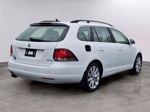 2014 Volkswagen Jetta SportWagen SE