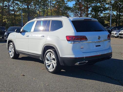 2022 Volkswagen Atlas 3.6L SE w/Technology